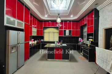 [Bellow Market] Rumah Banglo Mewah Taman Sri Aman Dekat Bandar Pasir Puteh