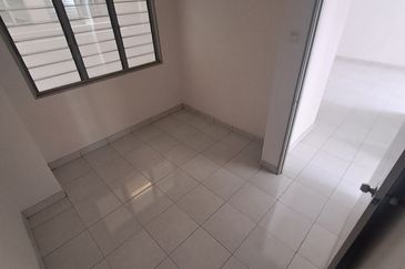 Main Place Residence