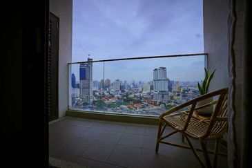 188 Suites Service Apartment