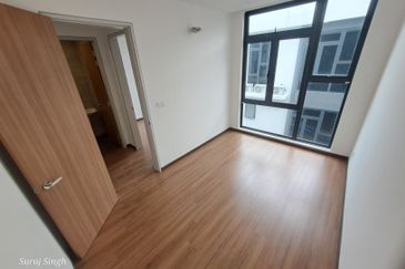 Taman Puchong Legenda