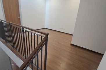 Taman Puchong Legenda