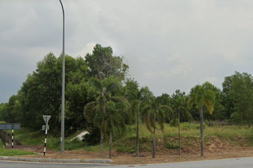 Nilai Land & Factory For Sale