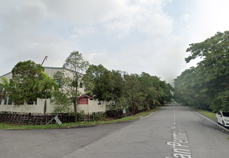 Nilai Land & Factory For Sale