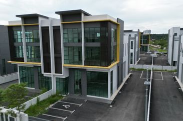Cipta Industrial Park @ Serenia City