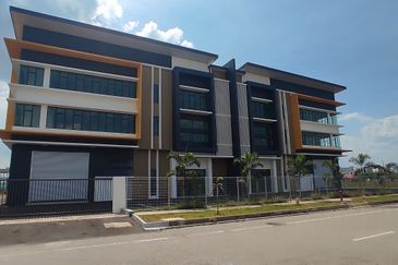 Cipta Industrial Park @ Serenia City