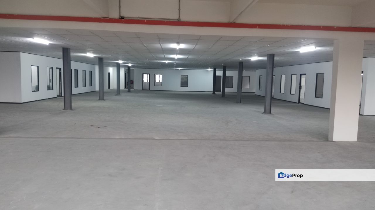 BiG Build Up and Limited Detached Factory For Sale At Puchong, Selangor, Puchong