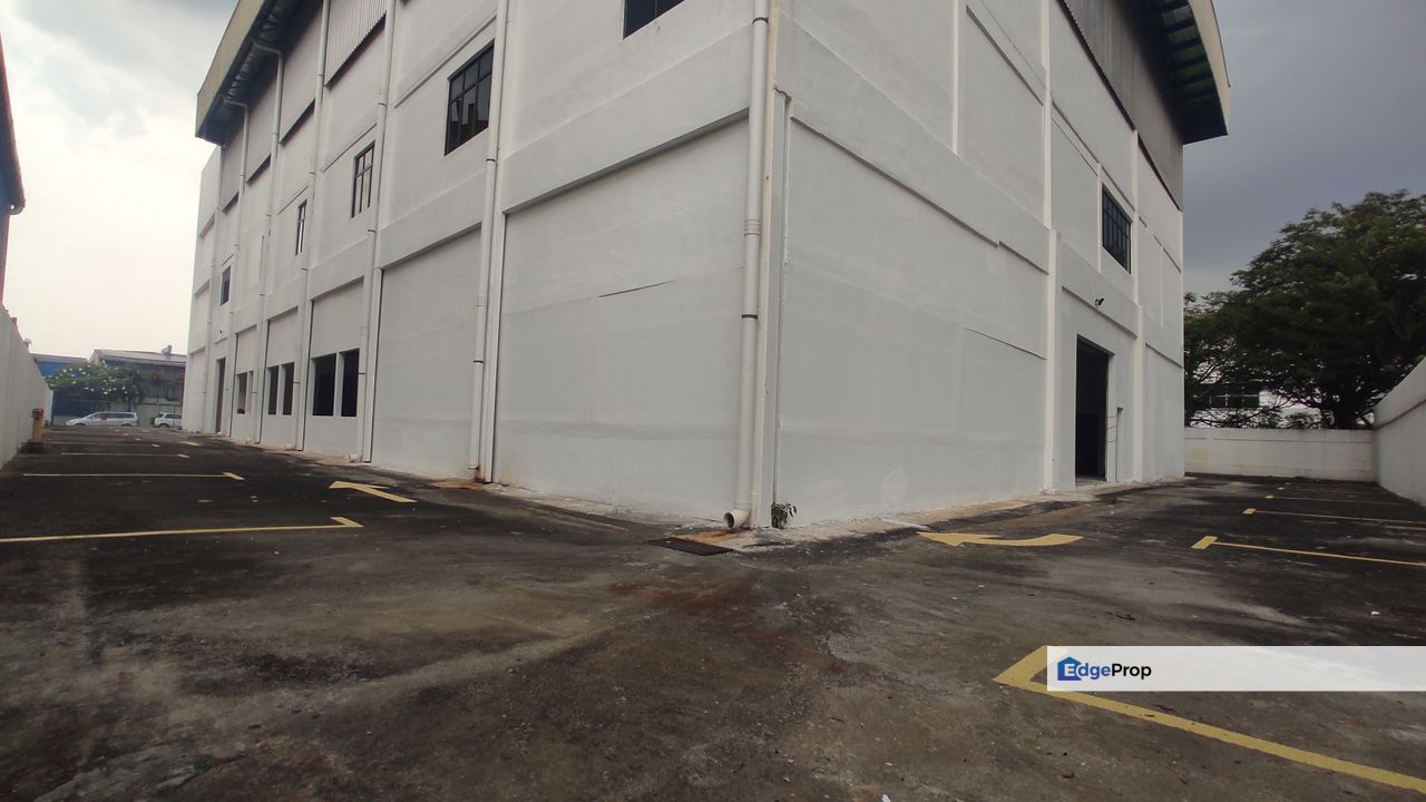 BiG Build Up and Limited Detached Factory For Sale At Puchong, Selangor, Puchong