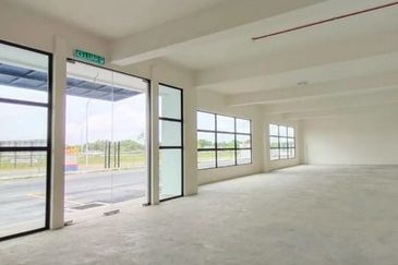 Putra Industrial Park