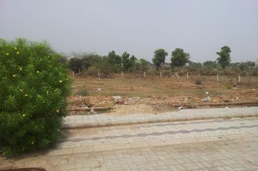 10 ACRES COMMERCIAL LAND FOR SALE IN BAYUEMAS