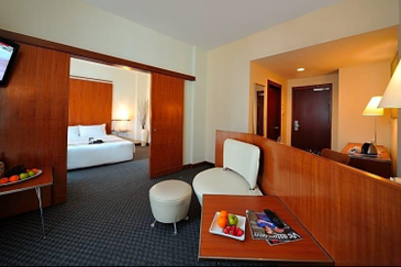 COMMERCIAL HOTEL LAND FOR SALE AT LANGKAWI