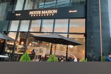 Pavilion Embassy Residence