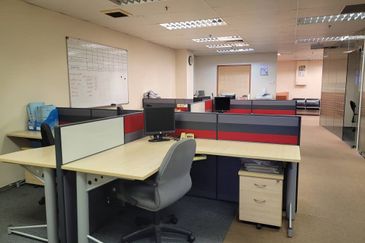 Office space (1882 sq ft) @ Menara Trend ,Klang