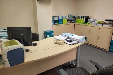 Office space (1882 sq ft) @ Menara Trend ,Klang