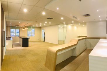 Partial Furnished Corporate office (3698  sq ft  )@ PFCC.T Puchong