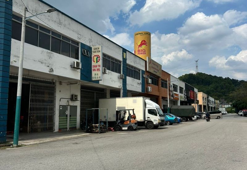 Kawasan Perindustrian Desa Serdang