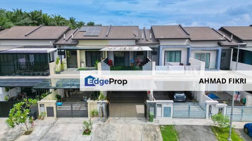 [ FACING OPEN ] [ RENOVATED ] Double Storey Terrace House Taman Semarang Intan Dengkil Selangor, Selangor, Dengkil