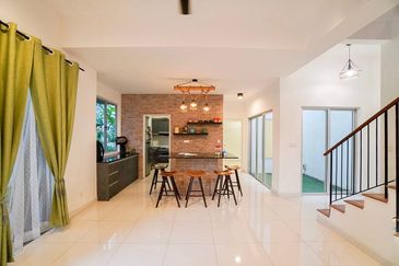 Parkfield Residences, Tropicana Heights