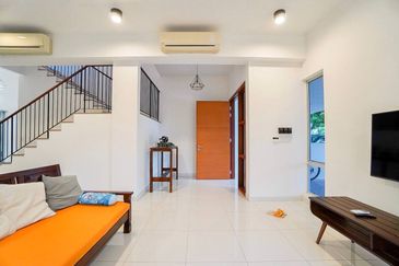 Parkfield Residences, Tropicana Heights