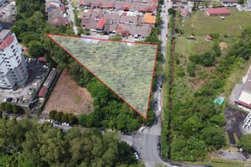 Bandar Tun Hussein Onn