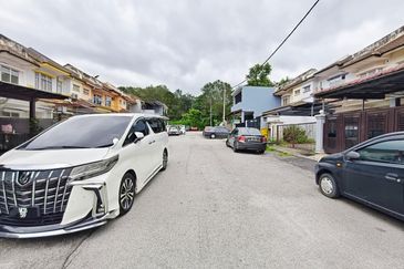 Bandar Mahkota Cheras