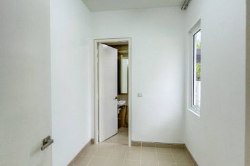 Duta Villa, Presint 14