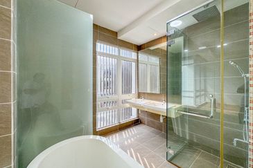 Duta Villa, Presint 14