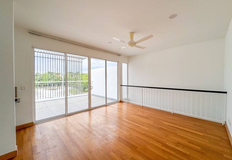 Duta Villa, Presint 14