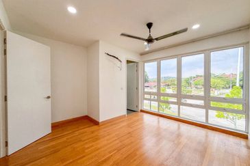 Duta Villa, Presint 14