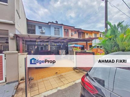 [ FACING OPEN ] Double Storey Terrace House Taman Lestari Putra Seri Kembangan Selangor, Selangor, Seri Kembangan