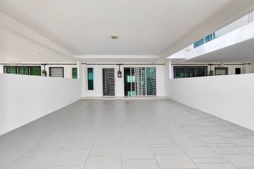 HIJAYU 3B @ BANDAR SRI SENDAYAN