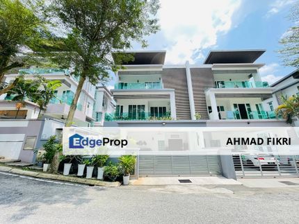 Semi Detached Triple Storey House at Beverly Heights Ampang Selangor, Selangor, Ampang