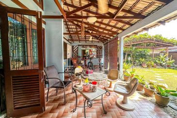 Seksyen 2, Shah Alam