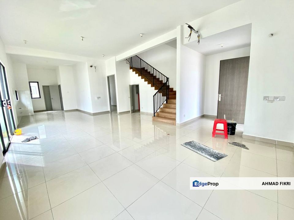 [ BARE UNIT ] Double Storey Semi Detached Sejati Lakeside 2 Cyberjaya, Selangor, Cyberjaya