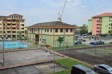 Pangsapuri Sri Pelangi