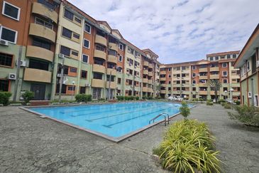 Pangsapuri Sri Pelangi