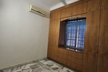 Pangsapuri Sri Pelangi