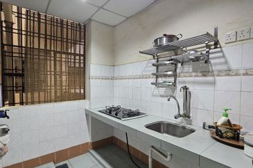 Pangsapuri Sri Pelangi