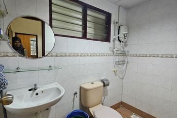 Pangsapuri Sri Pelangi