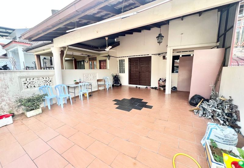 Taman Saujana Puchong