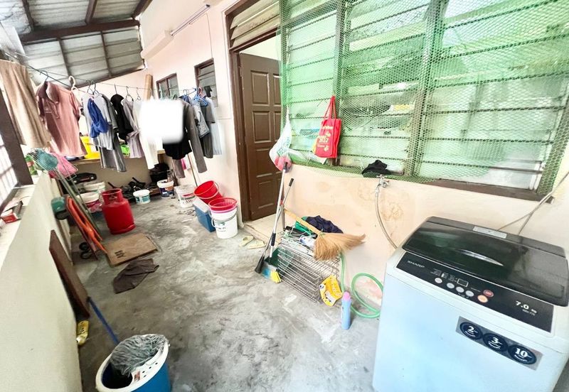 Taman Saujana Puchong