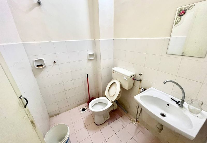 Taman Saujana Puchong