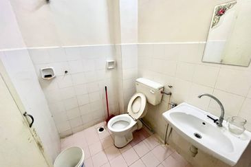 Taman Saujana Puchong