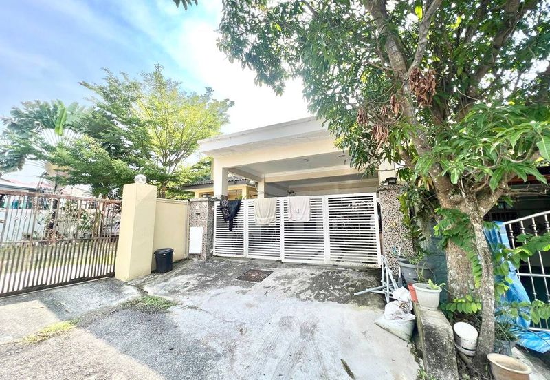 Taman Saujana Puchong