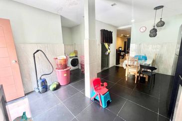 Taman Saujana Puchong