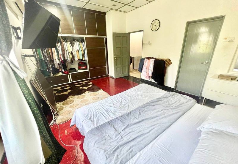 Taman Saujana Puchong