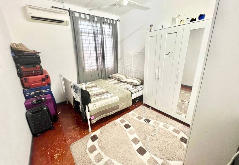 Taman Saujana Puchong