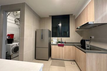 KL Gateway Premium Residence
