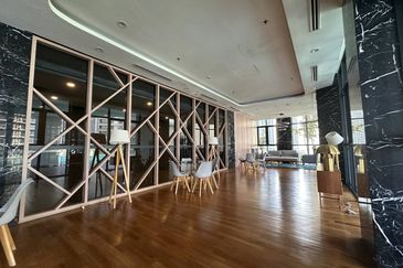 KL Gateway Premium Residence