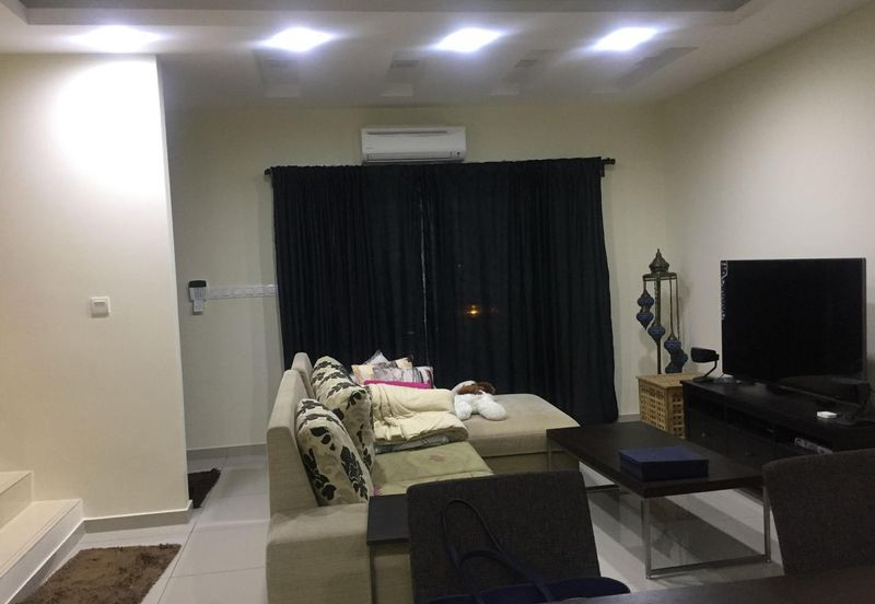 Laman Delfina @ Nilai Impian