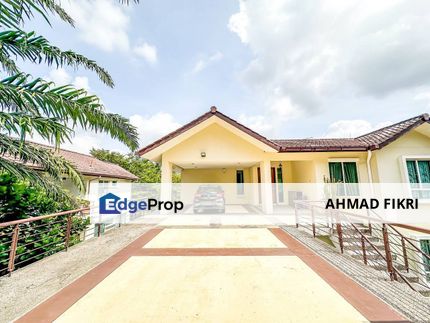 Facing Open 3-Storey Bungalow Teratai Villas, Kayangan Heights, Seksyen U9, Shah Alam, Selangor, Shah Alam